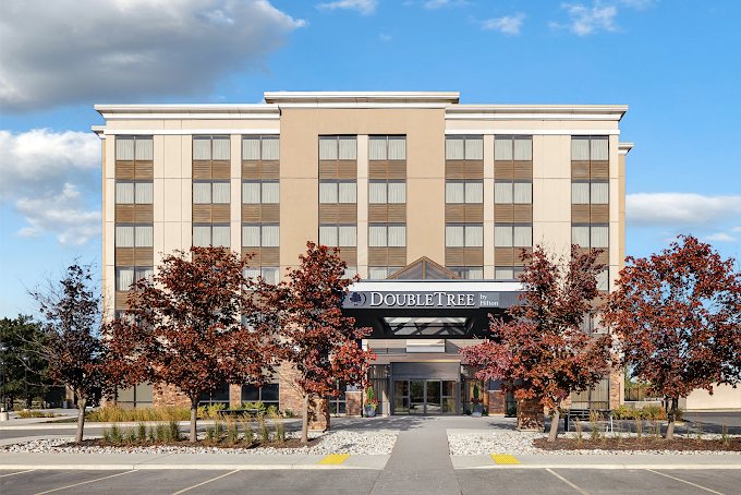 Exterior of DoubleTree by Hilton Kitchener